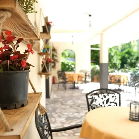 Ξενοδοχείο Kromer Garden
